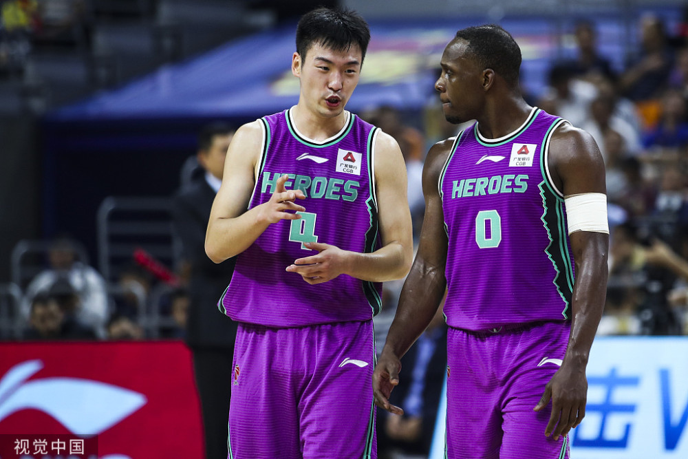 南宫体育-皖江金雕队对阵辽东雷霆队,足球友谊赛失利,内线统治篮板——防守强度拉满(兵棋推演网站大全)