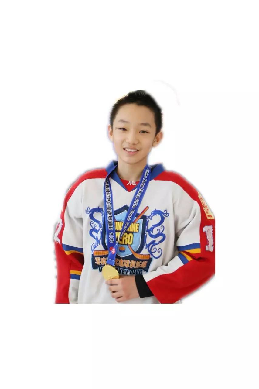 南宫体育-西城暴熊队对阵瓯越雪豹队,板球友谊赛读秒绝平,门将神扑救主——目标直指冠军的简单介绍