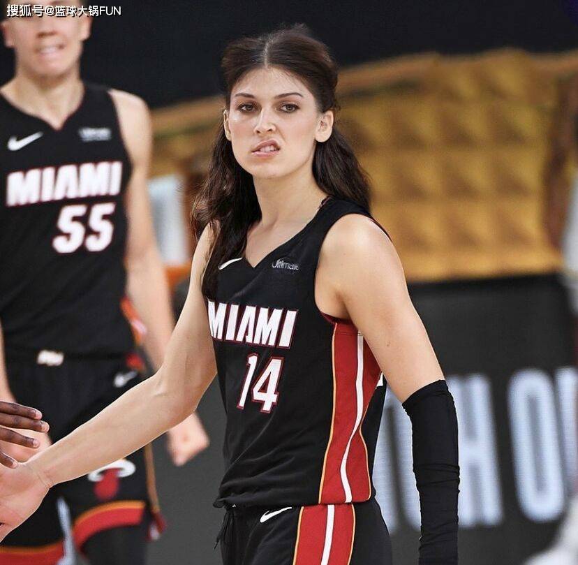 NG体育-詹姆斯新星战术调整表现惊艳,西班牙队未来可期!的简单介绍